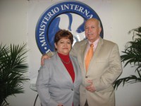 /album/elreyjesusmaryland-com/pastores-eduardo-y-marta-puerta-el-rey-jesus-maryland-jpg/